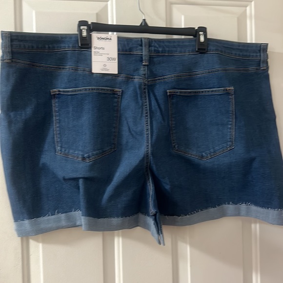 *FINAL* SONOMA HIGH RISE DENIM SHORTS: BLUE: DISTRESSED: NEW WITH TAGS: SIZE 30W - Picture 4 of 5